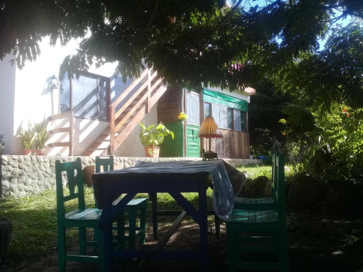 A Pousada Los Aventureros Samaipata Exterior foto