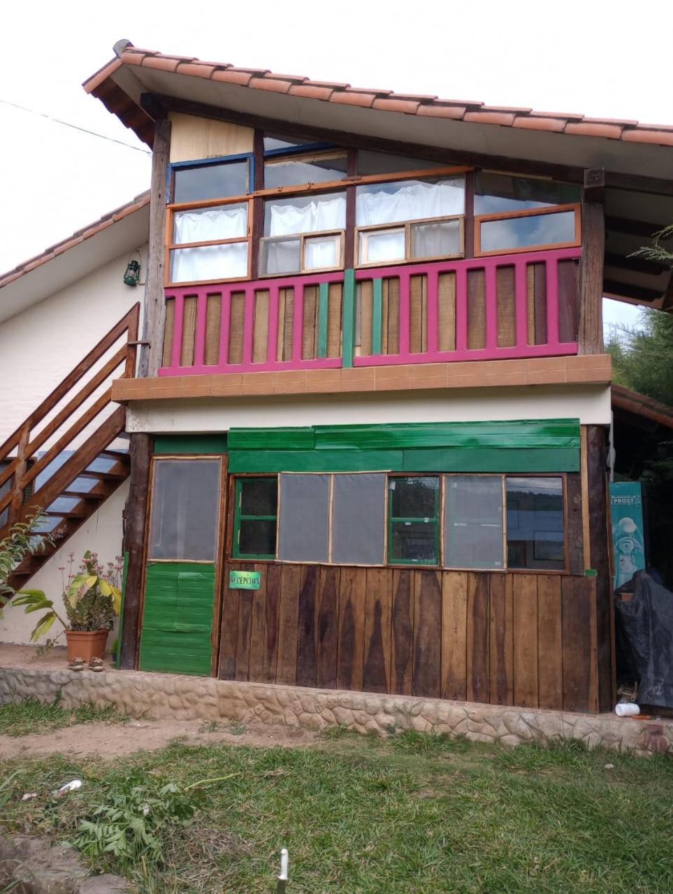 A Pousada Los Aventureros Samaipata Exterior foto